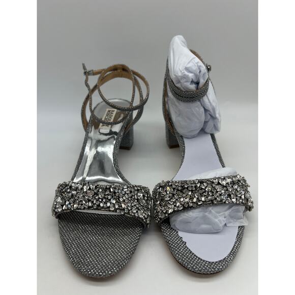 Badgley Mischka Women's Jada Ankle Wrap Block Heel Silver MP5316 Size 9 NIB - Picture 11 of 12